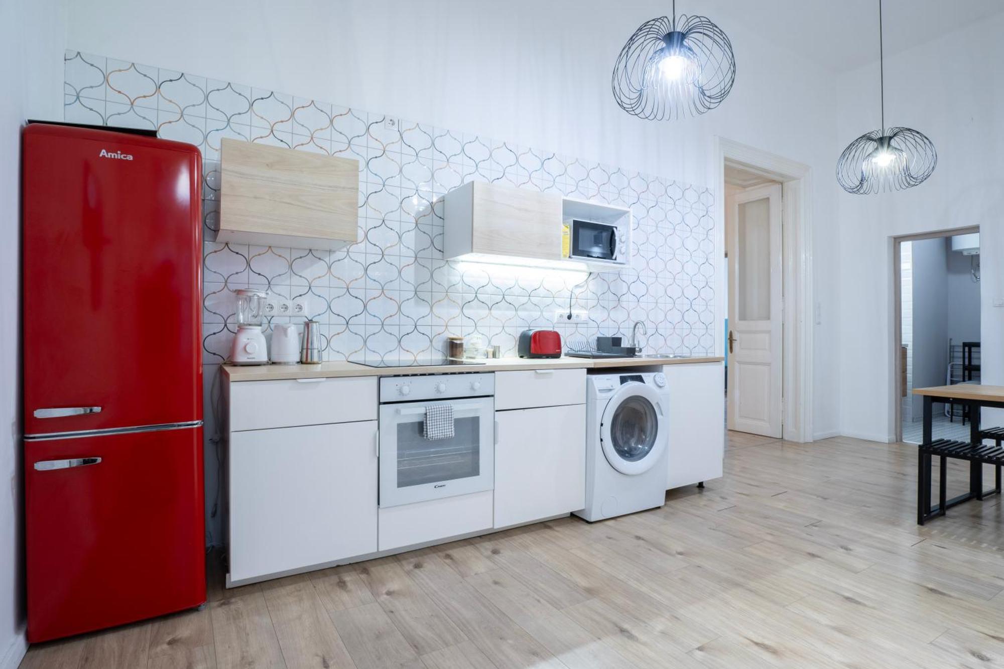 4-Bedroom Comfort Apartment In The Citycenter F38 Budapest Exterior photo